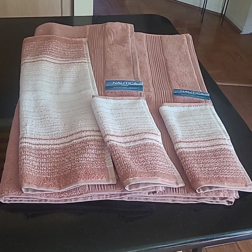 Nautica Bath Towel Set